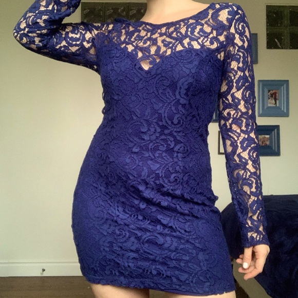 H&M Dresses & Skirts - Long Sleeve Blue Lace Dress
